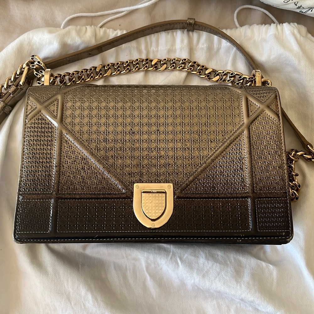 DIOR DIORAMA LIMITED EDITION METALLIC OMBRÉ BAG silver/black Medium Size